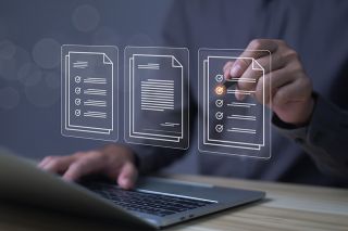 Digitale Plattformbetreiber